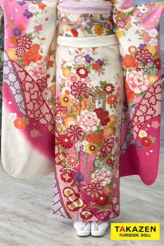 ネットレンタル特別価格！正統派古典　白/ピンク　ツバキ柄　華やか　可愛らしい　低身長さんにもおすすめ　安い振袖ネットレンタル　M4