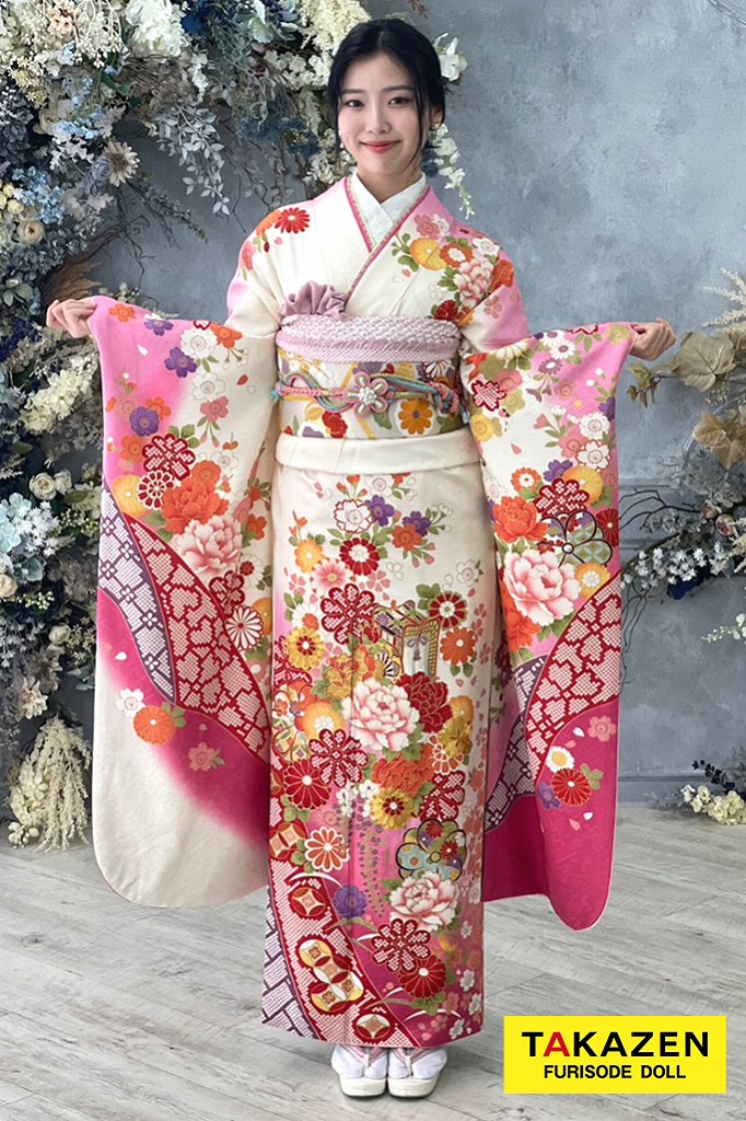 ネットレンタル特別価格！正統派古典　白/ピンク　ツバキ柄　華やか　可愛らしい　低身長さんにもおすすめ　安い振袖ネットレンタル　M4