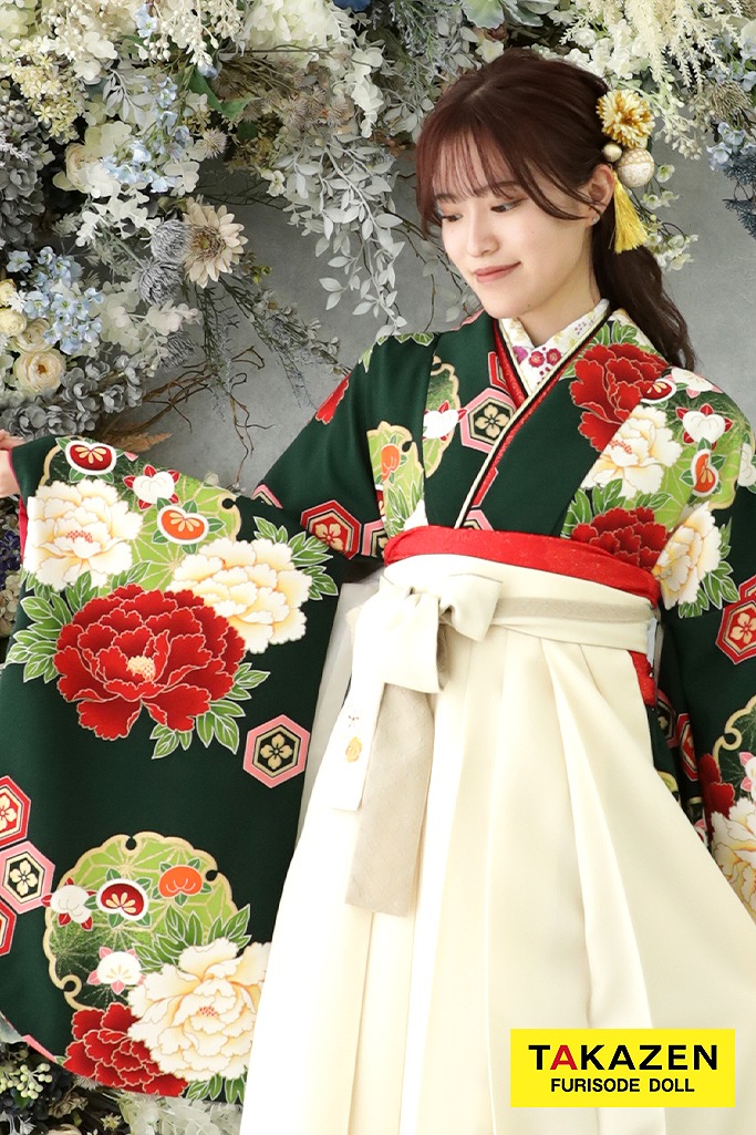王道古典　グリーン(緑色)/赤/深緑　大柄/牡丹柄　人気　大人かわいい　品のある袴ネットレンタル　K30026