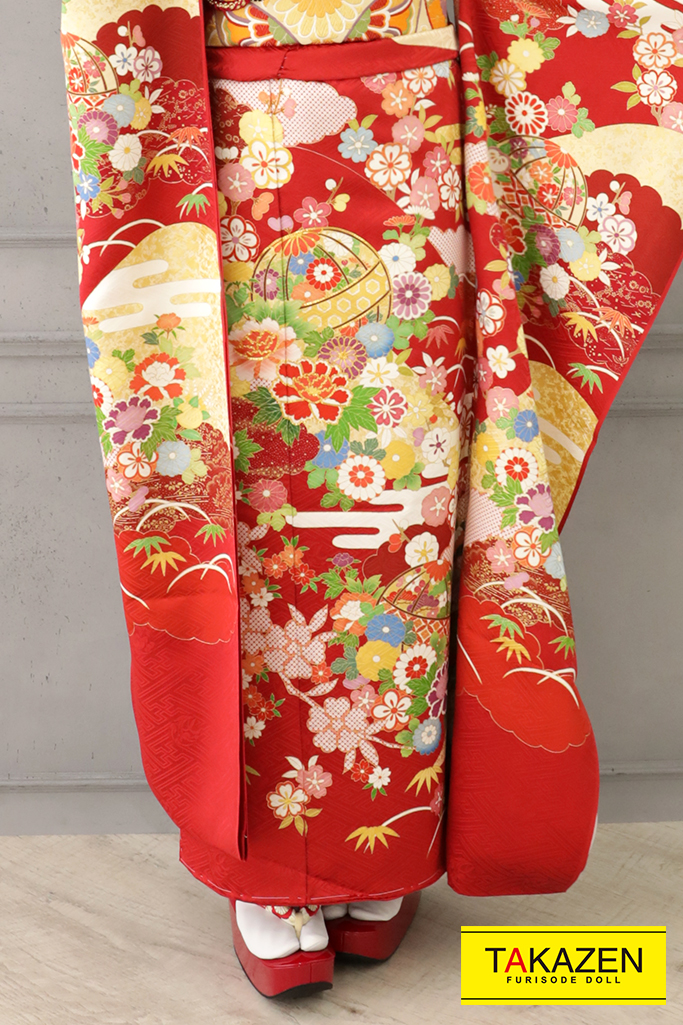 プレミアム古典　赤/黄/グリーン(黄緑)　毬柄/ボタン柄　上品　高級　清楚　和柄古典振袖ネットレンタル　かわいいYK0152