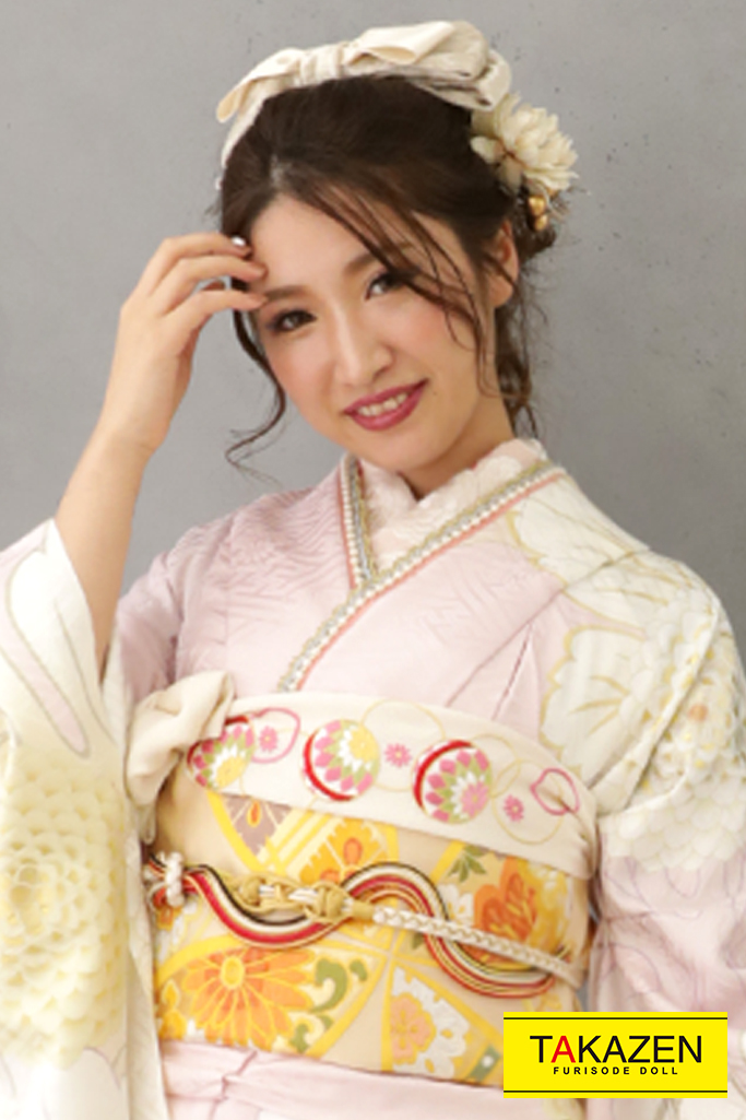 成人式振袖 着物 通販レンタル 上品大柄古典 綺麗系パステルカラー 白 ピンク クリーム Yk0153 全国対応 振袖レンタルならフリソデドール 成人式振り袖 卒業式袴レンタルno 1