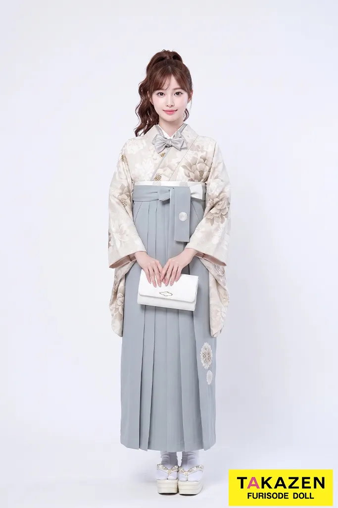 玉城ティナ×紅一点袴ネットレンタル　グレー/ベージュ　菊柄　ニュアンスカラー　淡い色　　ヴィンテージレトロ　　R22019