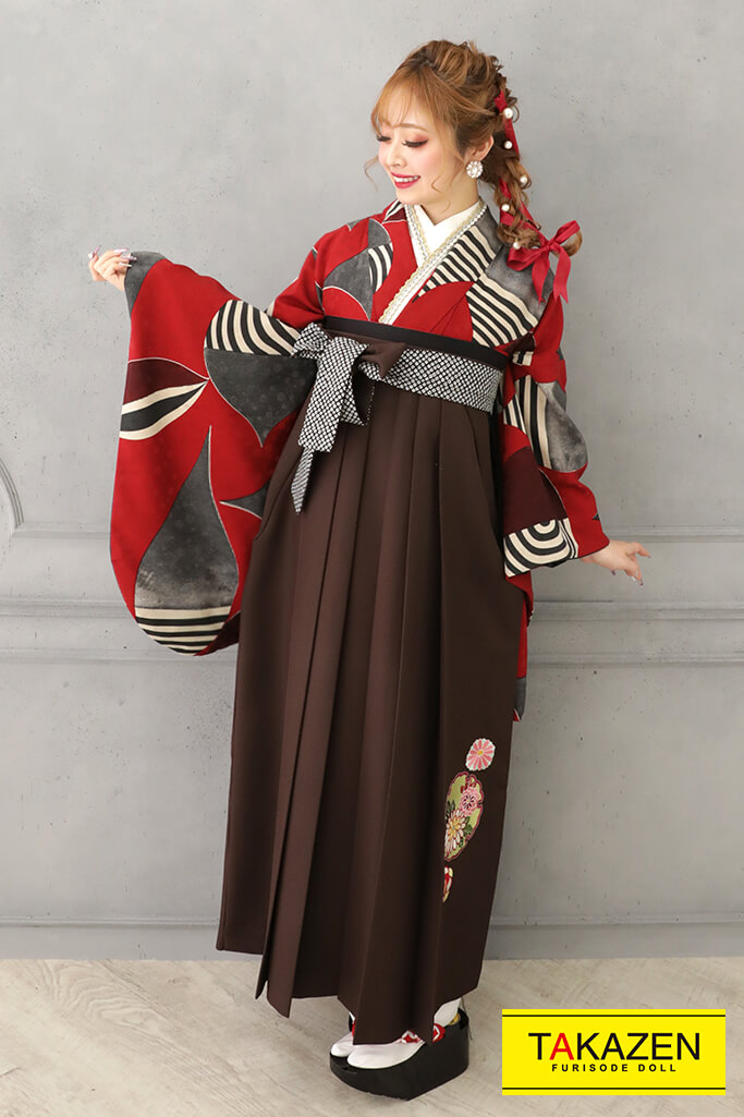 アンティークレトロ　赤/黒　幾何学模様　個性的　おしゃれな着こなし　モダン袴ネットレンタル　R32012