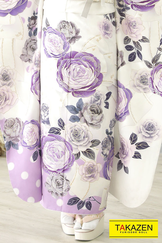 ヘップバーン　セレブ　薄紫/白　かわいいバラ柄/リボン柄　スワロフスキー付き　人気な振袖　YK216