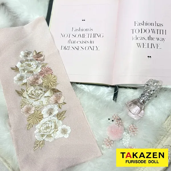 刺繍衿通販　牡丹に八重桜　ピンク/クリーム　古典柄　くすみ系　大人っぽい　半襟68