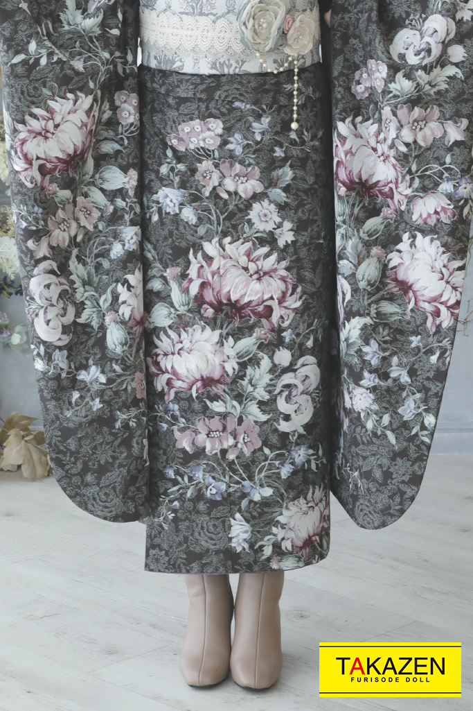 くすみガーリー　グレー/ダスティーカラー　花柄　フェミニン　トレンド　JILLSTUART(ジルスチュアート)振袖　YK239【2023年2024年度流行】