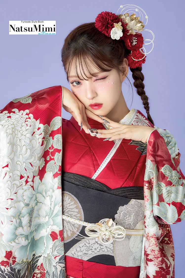NatsuMimiブランド振袖ネットレンタル　赤　菊柄/牡丹柄　正統派古典　きれいめ　大人っぽい　今どきの着こなし　　K1278