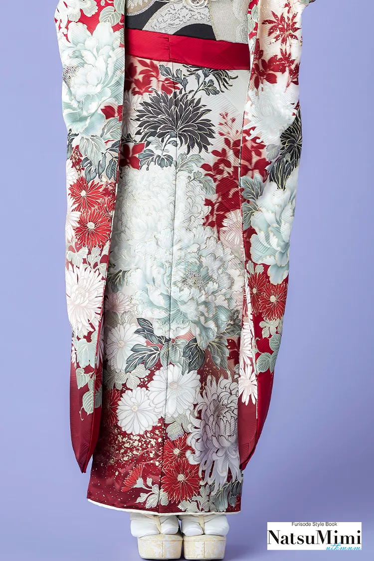 NatsuMimiブランド振袖ネットレンタル　赤　菊柄/牡丹柄　正統派古典　きれいめ　大人っぽい　今どきの着こなし　　K1278