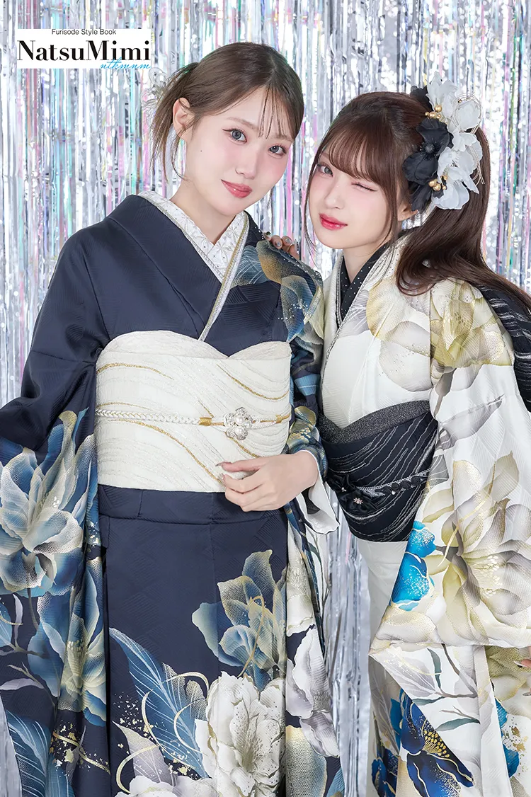 NatsuMimiブランド振袖ネットレンタル　白/青　ボタン柄　きれいめ　大人っぽい　寒色系　K1279