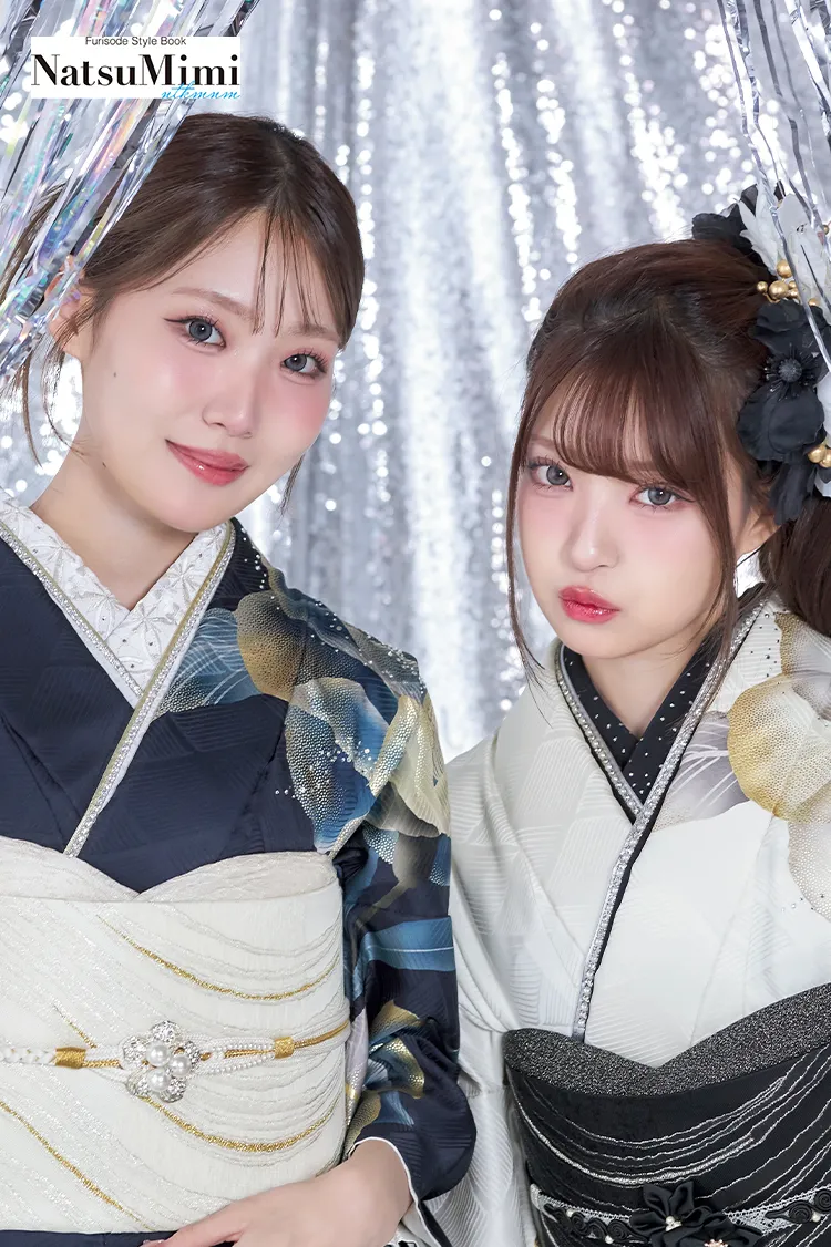NatsuMimiブランド振袖ネットレンタル　白/青　ボタン柄　モード系　きれいめ　大人っぽい　寒色系　K1279