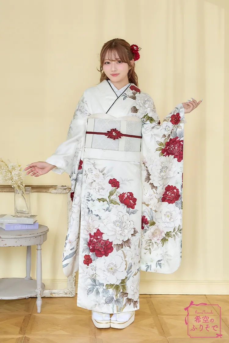 希空のふりそでネットレンタル　白/赤　牡丹柄　正統派古典　きれいめ　かわいい　統一感のある着こなし　K1282