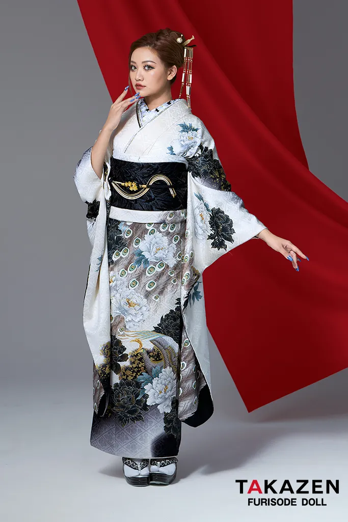 ジャパンモード　白/グレー　孔雀柄　シック　渋い　かっこいい振袖　粋　ギャル　大人っぽい　花魁風　中村りおん　32146