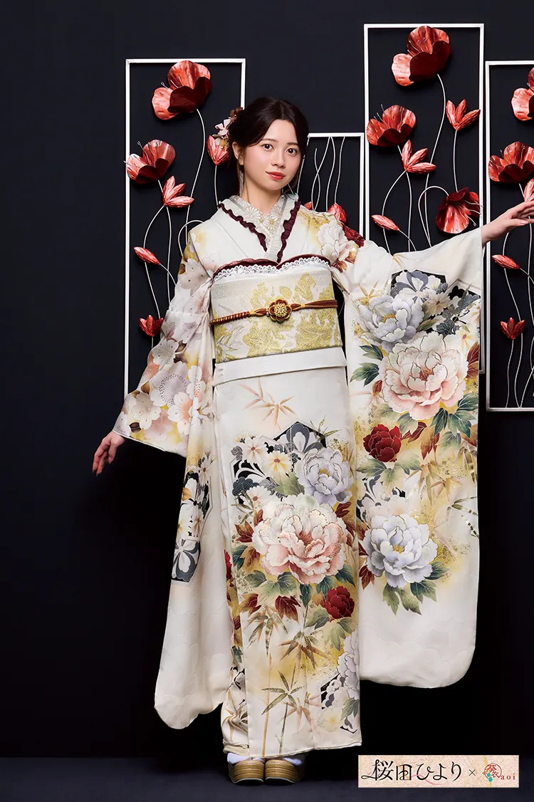 桜田ひよりブランド振袖振袖ネットレンタル　正統派古典　白ベース　和柄　おしとやか　上品　きれいめ　K1286