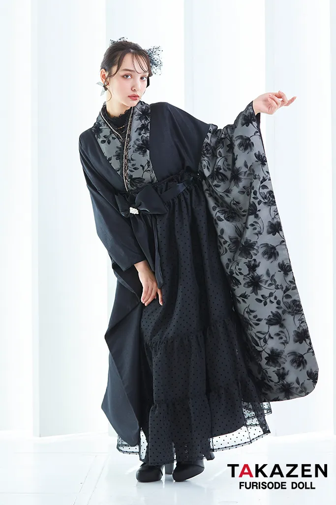 ヴィンテージスタイル袴　黒/ブラック　ラメ入り生地/フロッキー生地　おしゃれ　スタイリッシュ　リボン付きドレス袴ネットレンタル　香川るな　LH4