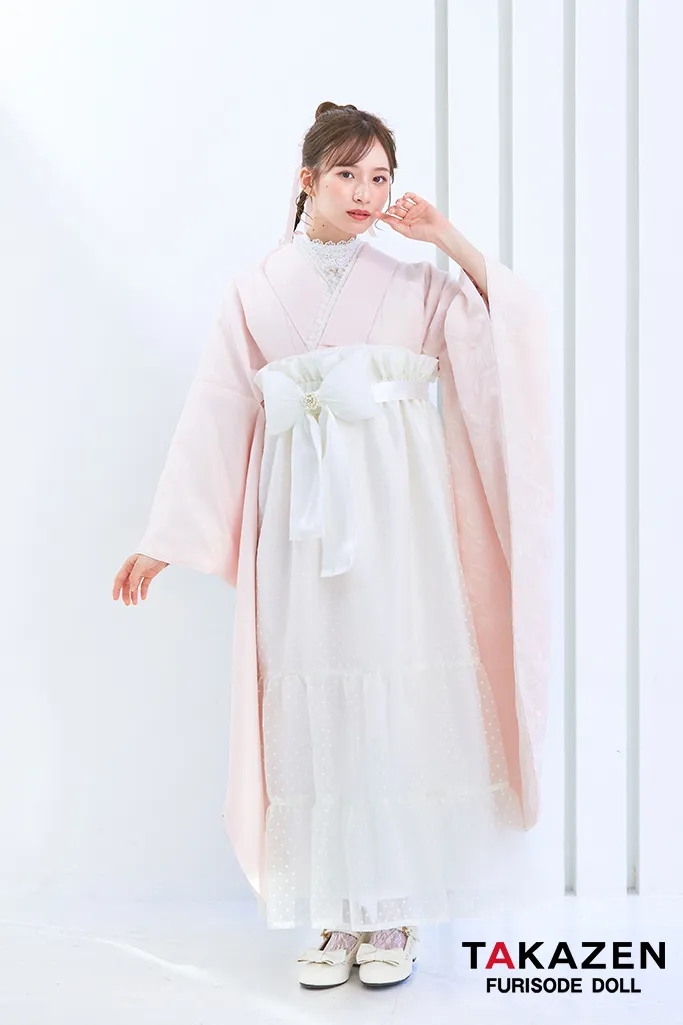 ヴィンテージスタイル袴　ピンク　淡い色　ラメ入り生地/フロッキー生地　おしゃれ　かわいい　リボン付きドレス袴ネットレンタル　白宮みずほ　LH6