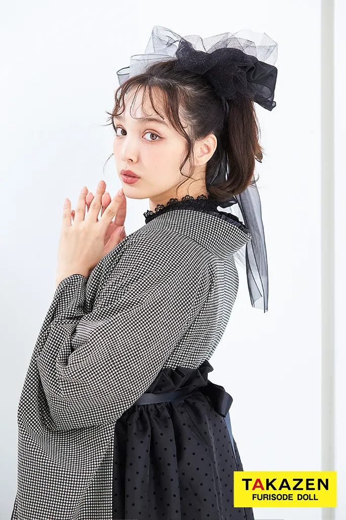 ヴィンテージスタイル袴　黒/グレー　千鳥柄　モノトーン　おしゃれ　アンティーク調　ガーリー　リボン付きドレス袴ネットレンタル　香川るな　LH7