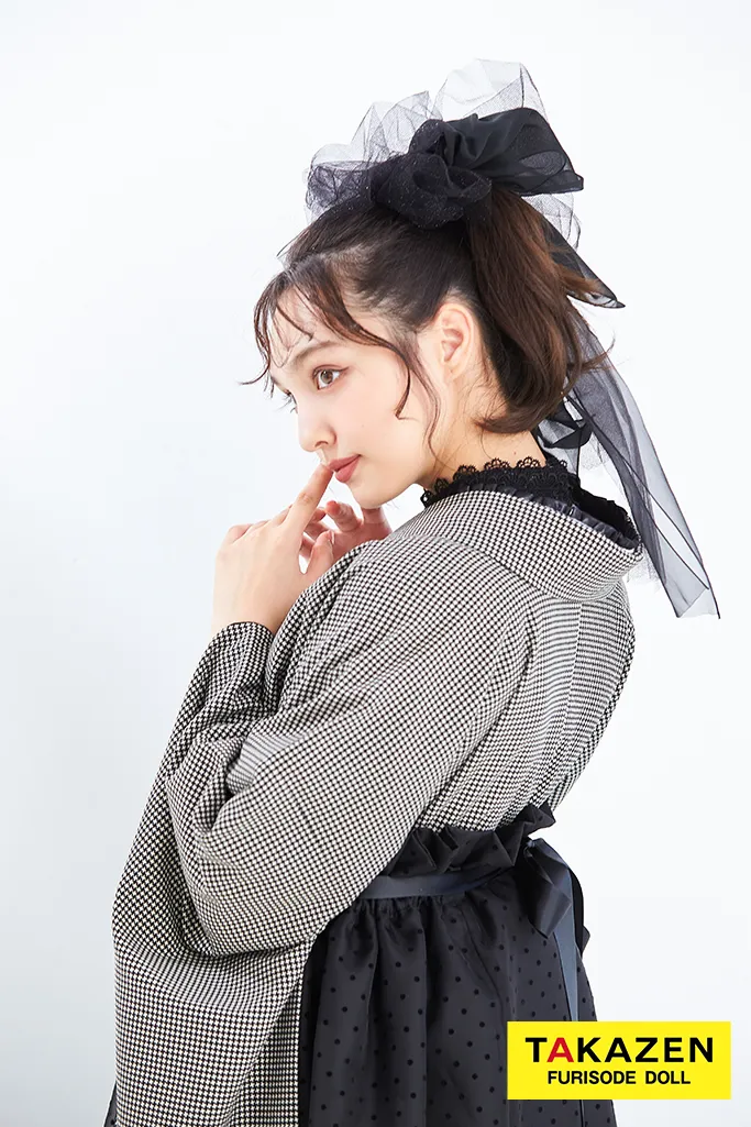 ヴィンテージスタイル袴　黒/グレー　千鳥柄　モノトーン　おしゃれ　アンティーク調　ガーリー　リボン付きドレス袴ネットレンタル　香川るな　LH7