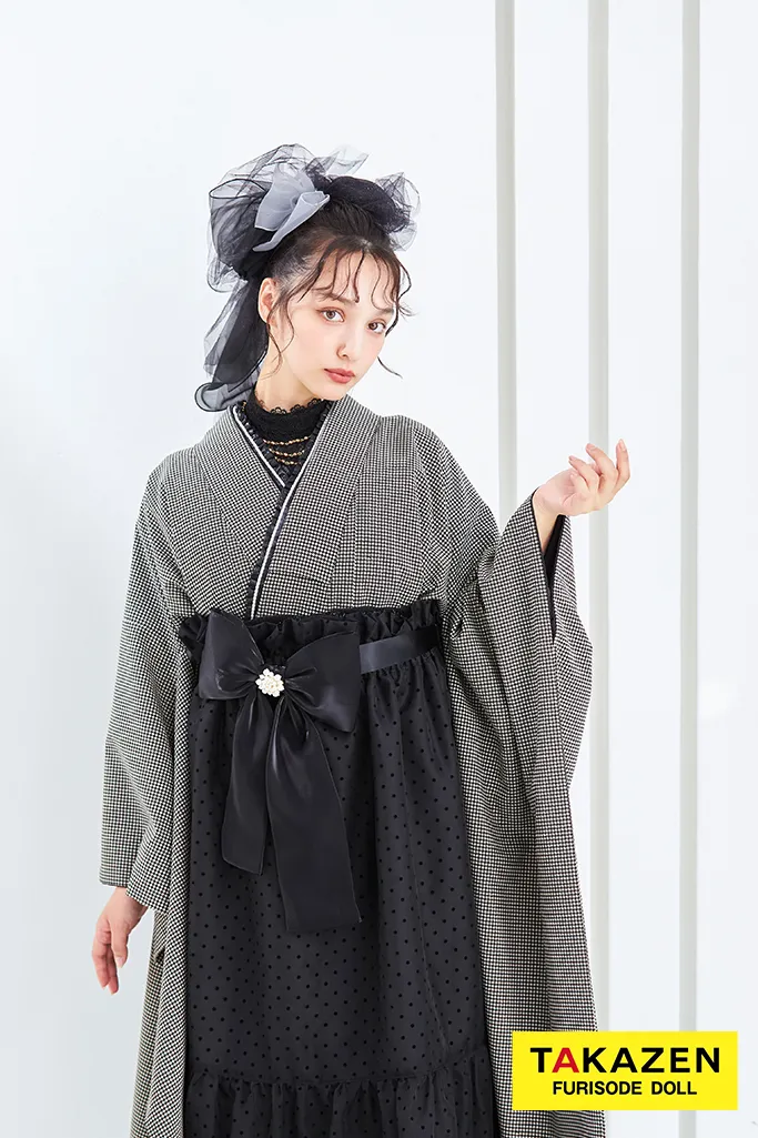 ヴィンテージスタイル袴　黒/グレー　千鳥柄　モノトーン　おしゃれ　アンティーク調　ガーリー　リボン付きドレス袴ネットレンタル　香川るな　LH7