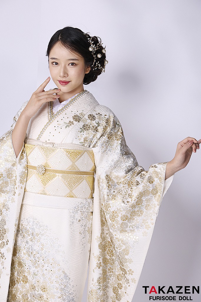 最高級古典柄振袖　関芳/最高級金駒金彩刺繍友禅　白/金　サクラ柄　キラキラ　上品　正絹　無彩色　透明感のある振袖　天翔天音　24039
