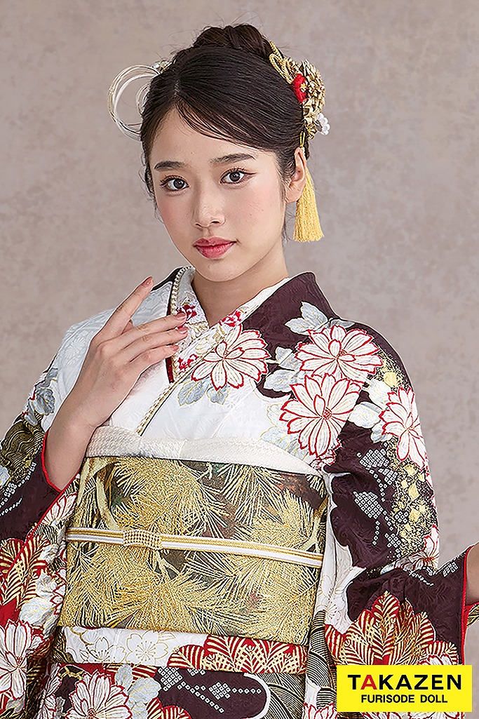最高級古典柄振袖　滝泰/最高級金彩刺繍絞り友禅　赤/金　牡丹柄　大人っぽい　絞り　天翔天音　26040