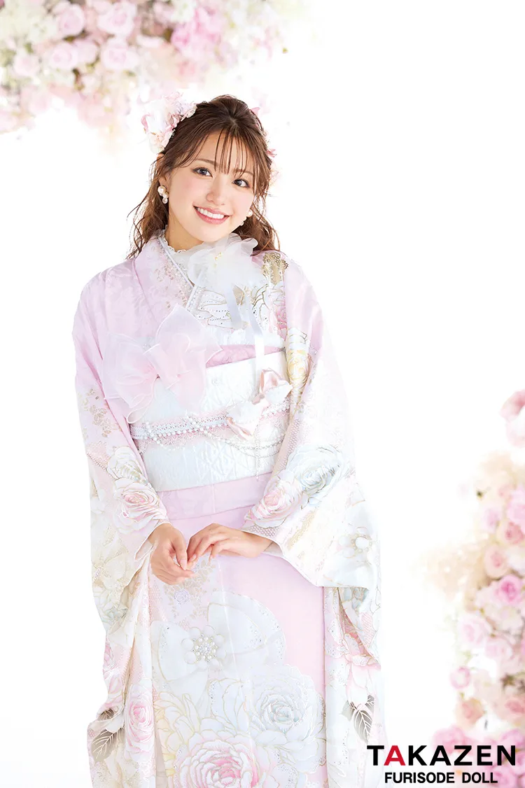 ヘップバーン最新作　コスメカラー　ピンク　バラ柄/リボン柄　一番かわいい振袖ネットレンタル　ガーリー　キラキラ　スワロフスキー・パール付き　香音　27001