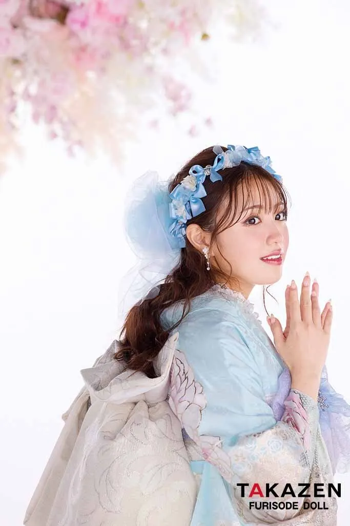 ヘップバーン最新作　コスメカラー　水色/ピンク　バラ柄/リボン柄　透明感　かわいい　ガーリー　キラキラ　スワロフスキー・パール付き振袖ネットレンタル　香音　27003