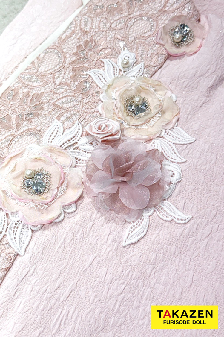 最新作ヘップバーン　ミニョン　ピンク　立体花/レース　フレンチガーリー　キラキラビジュー付き　人とかぶらない　レースインナーコーデ　香音　一番かわいい振袖ネットレンタル　　27006