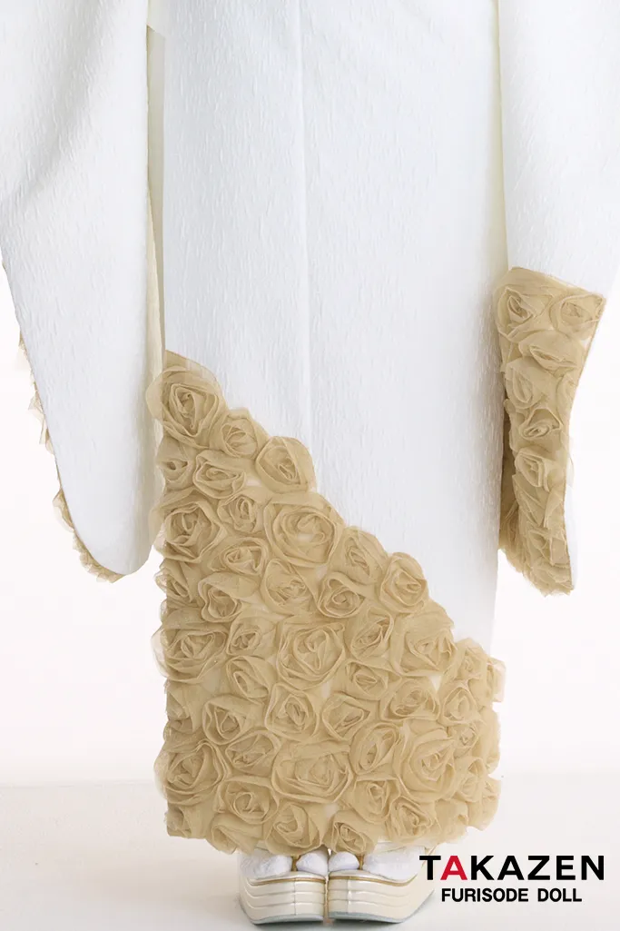 最新作ヘップバーンローズ　白金/ゴールド　薔薇　立体花　最先端　エレガント　レースインナー　ゴージャス　周防ジゼル　きれいめ振袖ネットレンタル　　27008