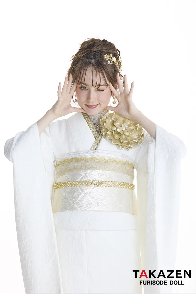 最新作ヘップバーンローズ　白金/ゴールド　薔薇　立体花　最先端　エレガント　レースインナー　ゴージャス　周防ジゼル　きれいめ振袖ネットレンタル　　27008