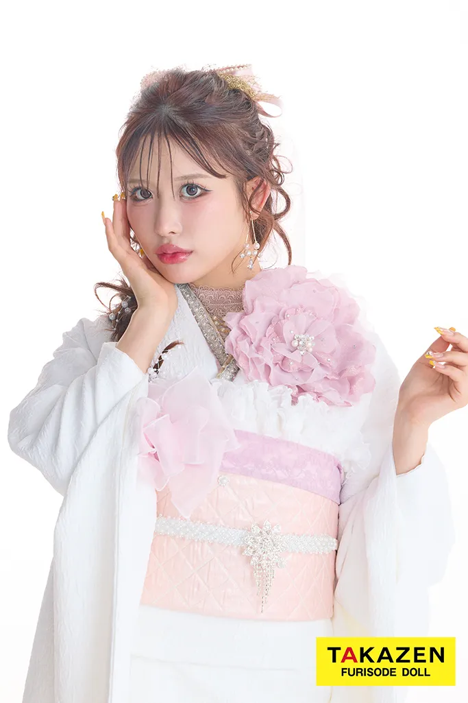 最新作ヘップバーンローズ　白ピンク　薔薇　立体花　エレガント　一番かわいい　レースインナー　洋風　ドレッシー振袖ネットレンタル　伊藤桃々　27010