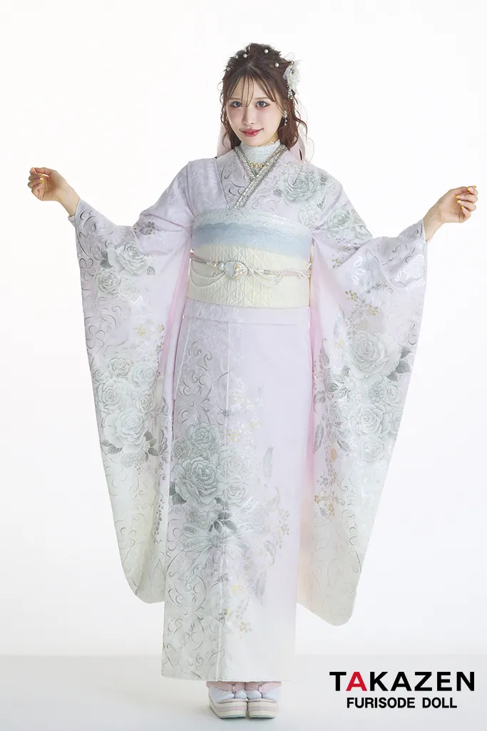 最新作ヘップバーンローズ　ピンク　バラ柄　エレガント　一番かわいい　レースインナー　洋風　ドレッシー　キラキラスワロフスキー付き振袖ネットレンタル　伊藤桃々　27011