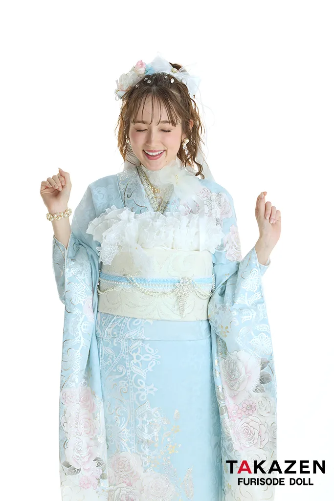 最新作ヘップバーンローズ　水色/ピンク　バラ柄　一番かわいい　きれいめ　レースインナー　洋風　ガーリー　透明感　キラキラスワロフスキー付き振袖ネットレンタル　周防ジゼル　27012