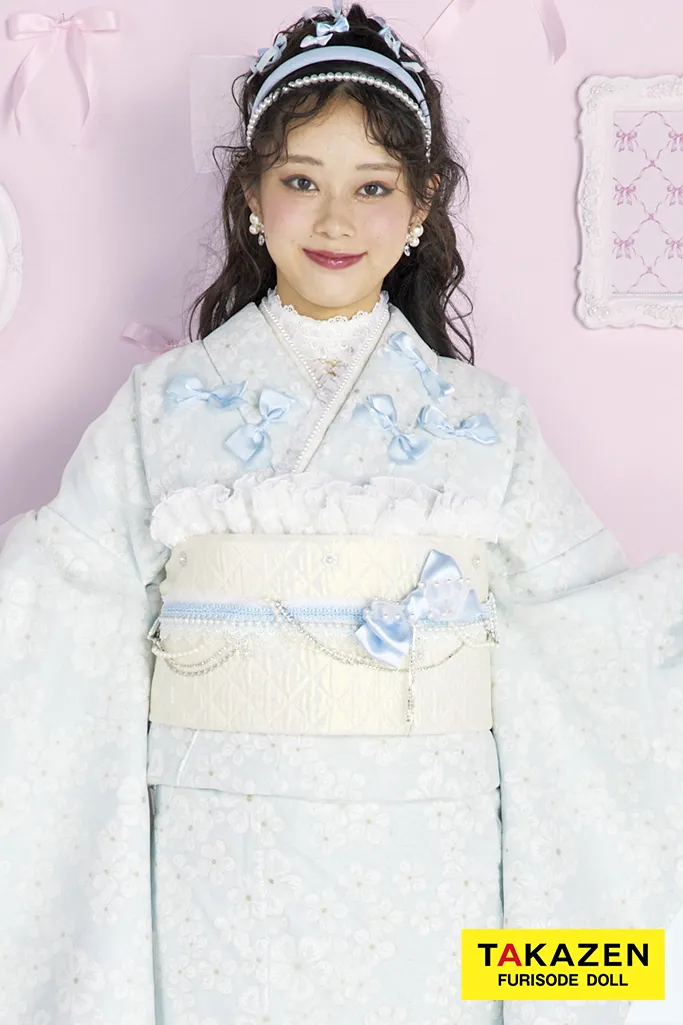 最新作キュート＆ガーリー　水色　リボン付き　オーガンジー/レース　一番かわいい　レースインナー　洋風　姫系振袖ネットレンタル　佐藤不二子　27014