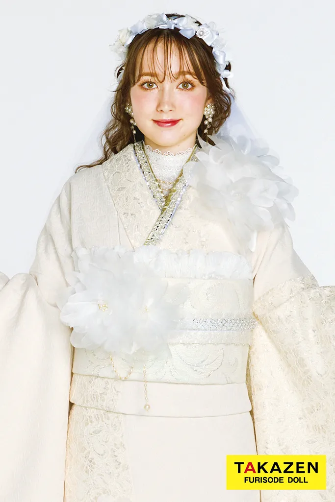 最新作ヘップバーンシュシュ　白/オールホワイトコーデ　シフォンフラワー　ジャガード生地/レース　ワンホンスタイル　おしゃれな振袖　レースインナー　人と被らない振袖ネットレンタル　周防ジゼル　27018