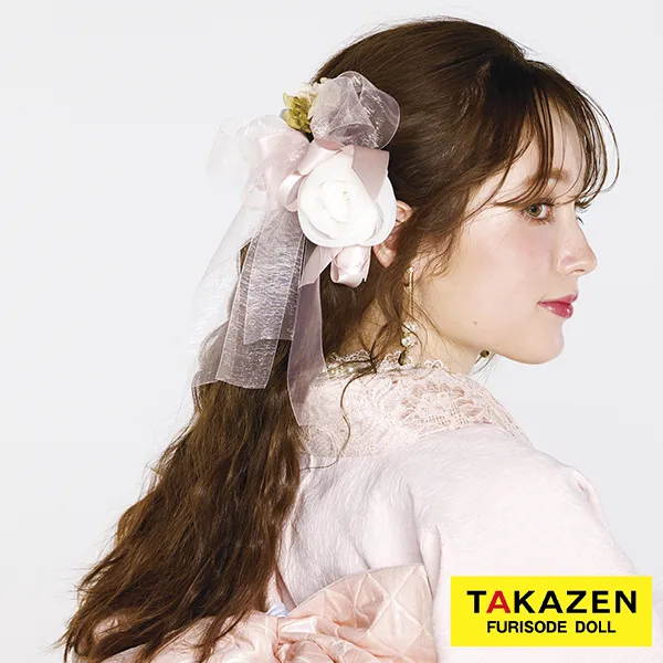 カメリア風髪飾り　白ピンク　シフォン素材　かわいい　使いやすい　オシャレな成人式卒業式髪飾り通販　order46