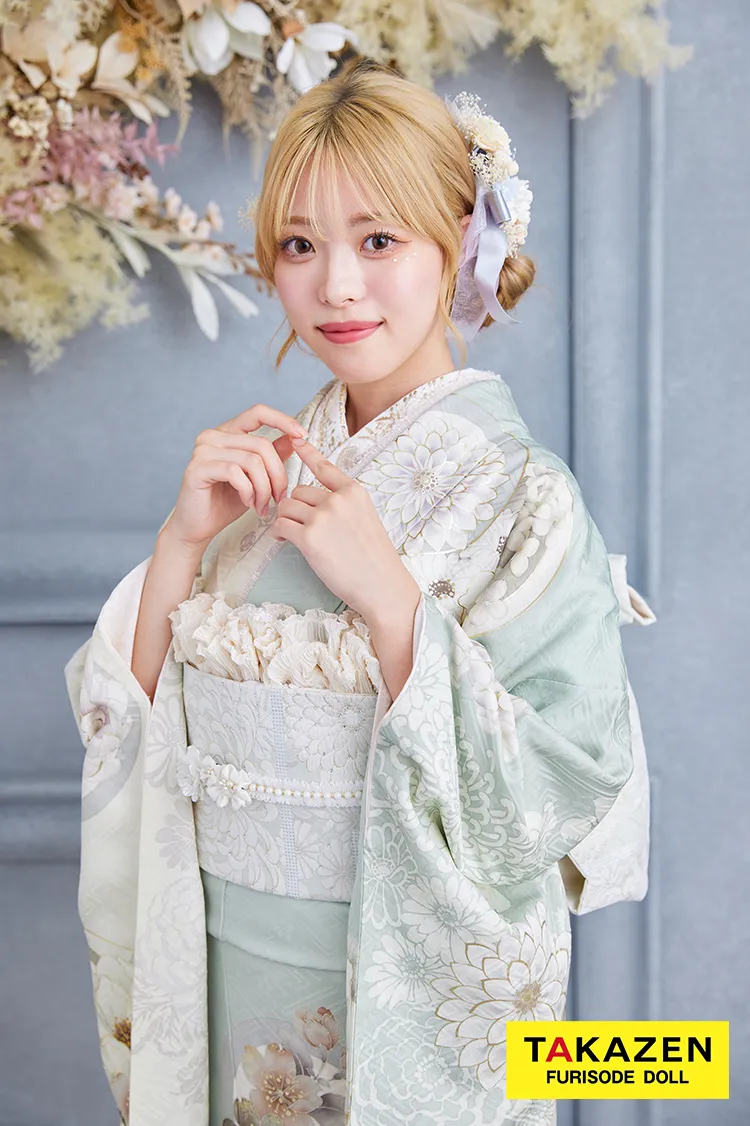 くすみカラー古典　ミントグリーン/淡色　牡丹柄　大人っぽい　淡い色　綺麗　清楚　玉城ティナ×紅一点振袖　24072
