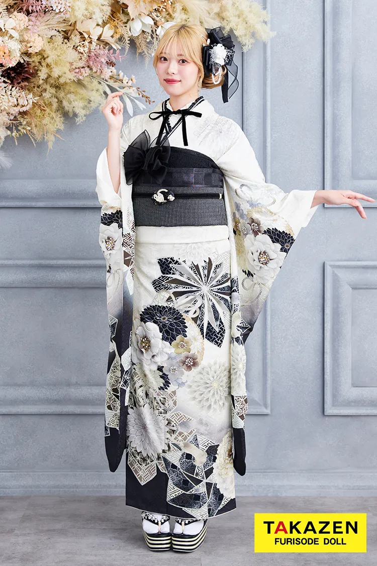 安くてお得！九重×中村里砂ブランド振袖ネットレンタル　白/黒/モノトーン　おしゃれ　今どき　アンティーク調　K380