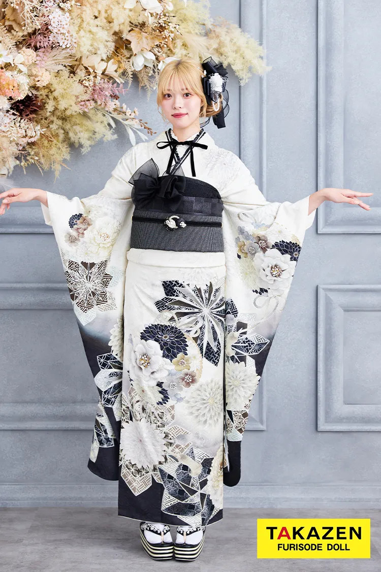 安くてお得！九重×中村里砂ブランド振袖ネットレンタル　白/黒/モノトーン　おしゃれ　今どき　アンティーク調　K380