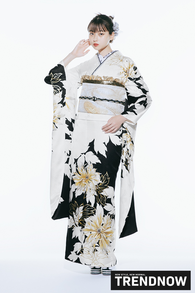最新作トレンドナウ　ヴィンテージスタイル　白/黒　シンプル　かっこいい　きれいめ　大人っぽい振袖ネットレンタル　K1290