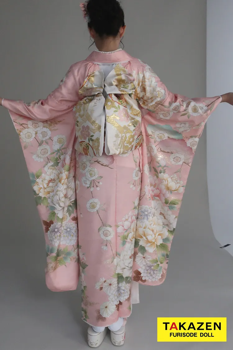 最新作正統派古典　ピンク/淡い色　牡丹柄/松柄　かわいい　おしとやか　品のある振袖ネットレンタル　綺麗　佐藤不二子　27029