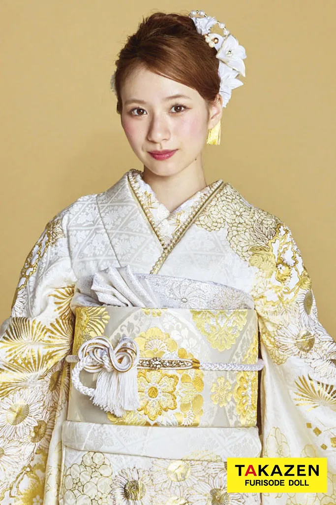 最新作プレミアム古典　白金/白地　滝泰　最高級金彩刺繍絞り友禅　牡丹柄　きれいめ　かわいい　上品　清楚系振袖ネットレンタル　白宮みずほ　27053
