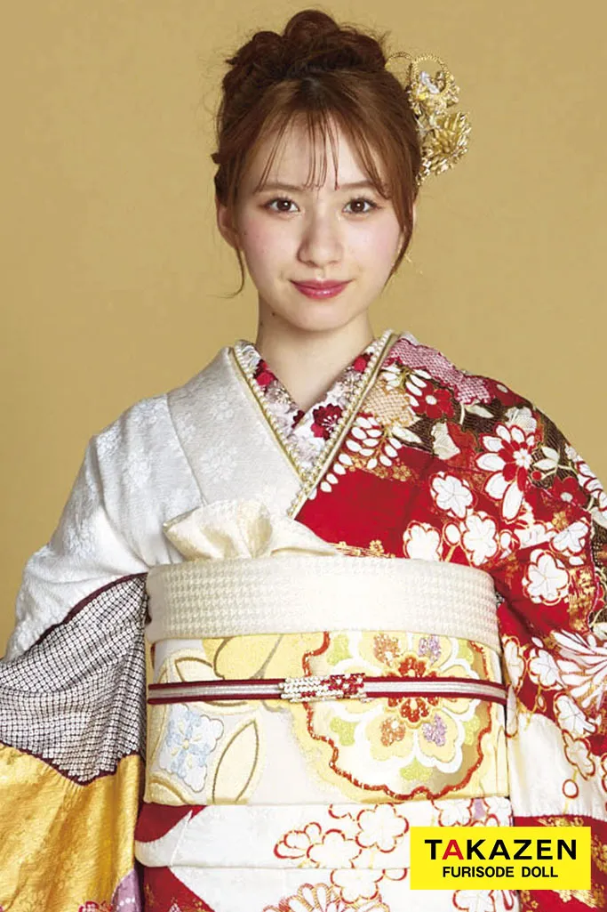 最高級古典柄振袖　滝泰/最高級金彩刺繍絞り友禅　赤/金　貝桶柄/牡丹柄　大人っぽい　豪華な振袖ネットレンタル　絞り　白宮みずほ　26039