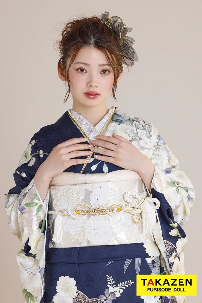 最新作正統派古典　紺色/ネイビー　菊柄　綺麗　大人っぽい　華やか　美しい振袖ネットレンタル　上品　南琴奈　27032