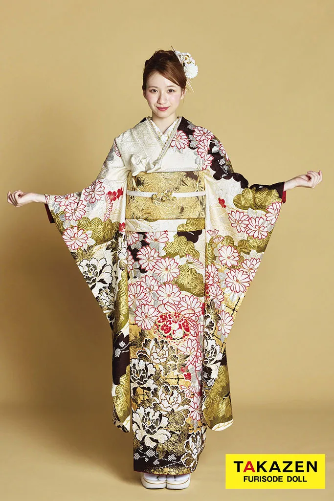 最高級古典柄振袖　滝泰/最高級金彩刺繍絞り友禅　白/金/茶　鞠柄/牡丹柄　大人っぽい　豪華　上品　天翔愛　24042