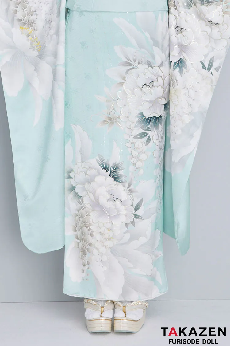 最新作くすみカラーエレガント　水色/アイスブルー　牡丹柄　爽やか　はかなげ　統一感のある着こなし　トレンド振袖ネットレンタル　周防ジゼル　27056