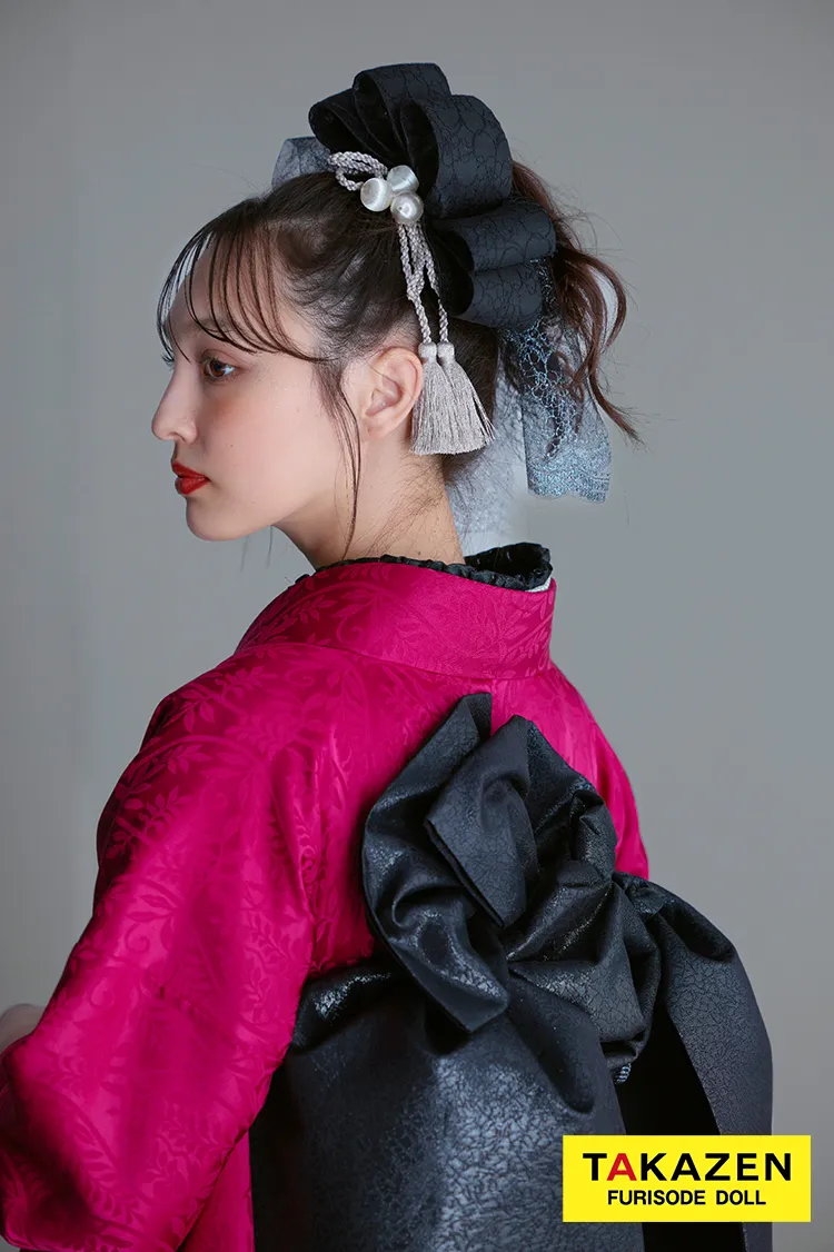 ヴィンテージスタイル　紫/ワインレッド　無地　シンプル　個性的　目立つ　かっこいい　かぶらない振袖ネットレンタル　派手　香川るな　26064