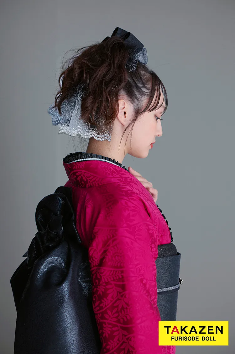 ヴィンテージスタイル　紫/ワインレッド　無地　シンプル　個性的　目立つ　かっこいい　かぶらない振袖ネットレンタル　派手　香川るな　26064