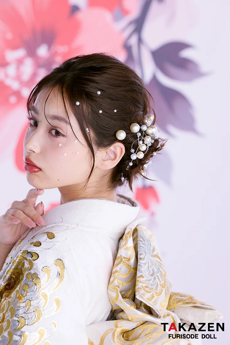 最新作粋古典　白金　乱菊柄/大柄　最高級金彩刺繍友禅　かっこいい　きれいめ　シンプル　大人っぽい　スワロフスキー付き　フリソデドールオリジナル振袖ネットレンタル　谷田ラナ　27065