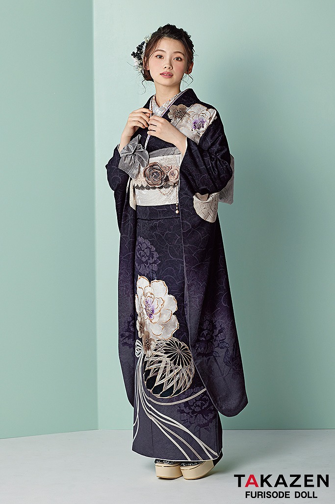 美品』⭐️トクコプルミエヴォル⭐️黒地に木やお花鳥等柄裾