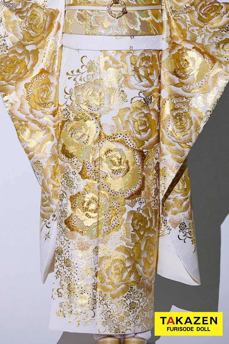 モード系　白金/ゴールド　薔薇柄　ゴージャス　キラキラ振袖　スワロフスキー付き　派手　一番目立つ　セクシー　ラグジュアリー振袖ネットレンタル　香川るな　26074